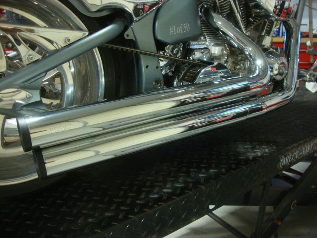 BIG DOG MOTORCYCLES MEAN MOTHERS 2 COMPLETE EXHAUST SYSTEM 300 TIRE RIGID