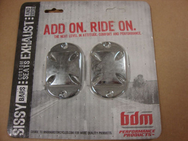 2008-UP BIG DOG PITBULL MALTESE CROSS CHROME REAR AXLE CAPS 