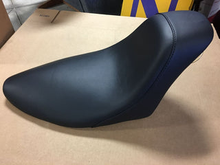 FOR BIG DOG MOTORCYCLES DANNY GRAY SOLO SEAT 2004 PITBULL - 