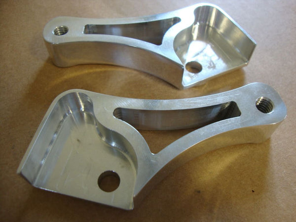 BIG DOG DUAL TURN SIGNAL MOUNTS EURO 2005-07 CHOPPER MODELS 