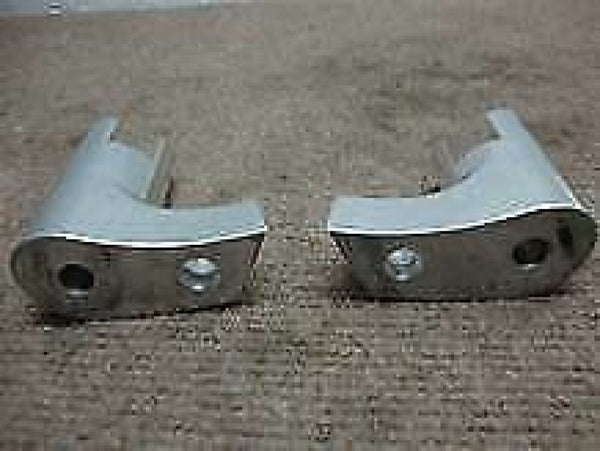 FOR BIG DOG MOTORCYCLES POLISHED PASSENGER PEG CLEVIS SET 