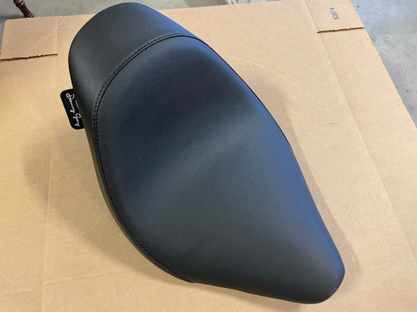 DANNY GRAY FOR BIG DOG MOTORCYCLES SEAT FITS 2005-07 CHOPPER