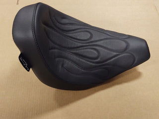 DANNY GRAY AIRHAWK FLAME STITCH FOR BIG DOG MOTORCYCLES SOLO