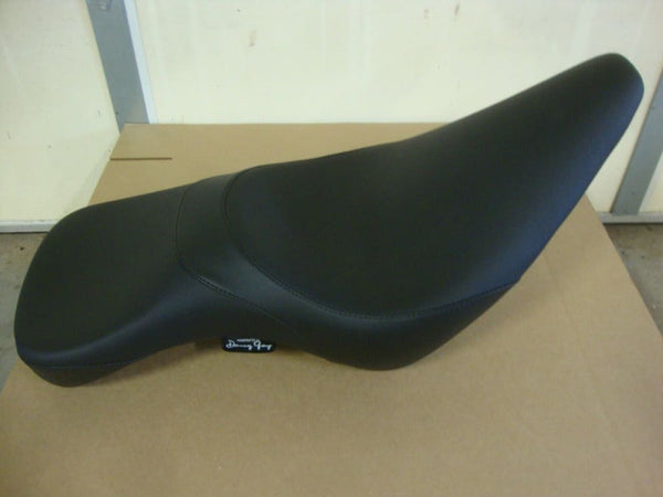 DANNY GRAY FOR BIG DOG MOTORCYCLES 2-UP SEAT FITS 2005 